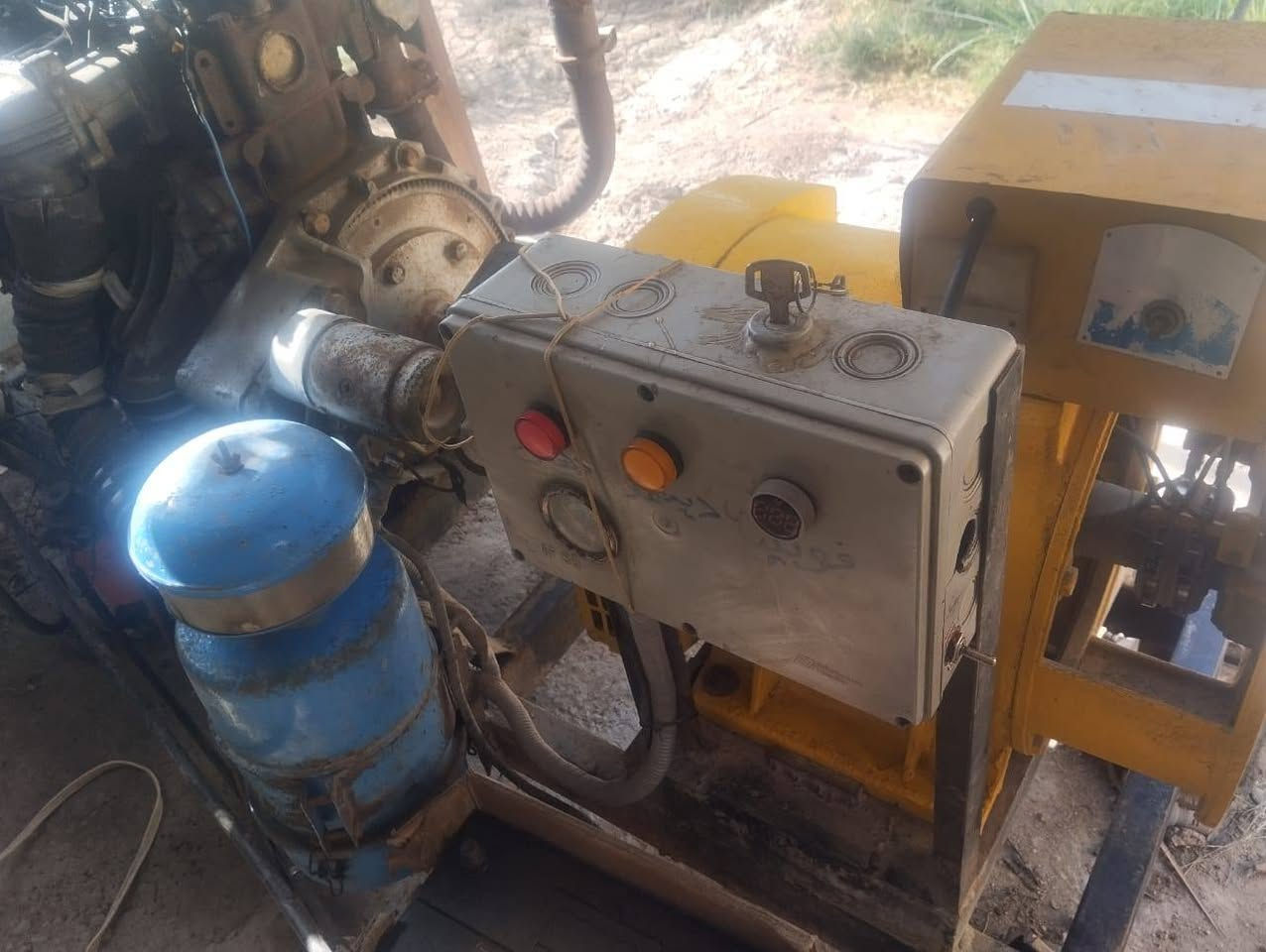 مولدة للبيع مولد كيا 3000 جنريتر 30KV سنغل باتري جديد شلال نظيف محرك جاهز وشغال تجي تشغل وتحول 
السعر 13 ورقة
الموقع الديوانية طريق السنية 
رقم صاحب المولدة ***********
