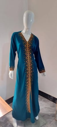 ملابس نسائية • سعر الجملة • واتساب