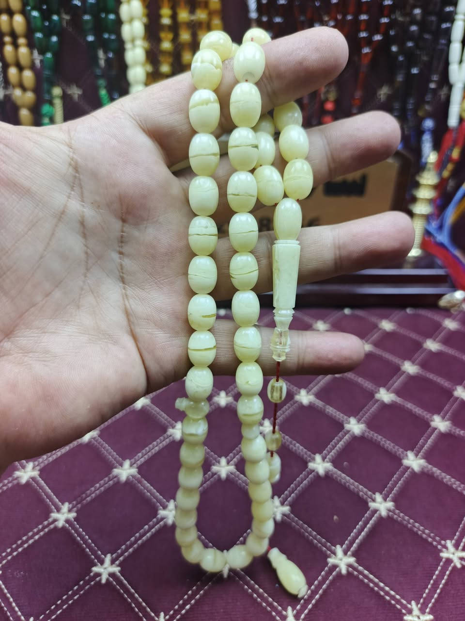مستكه مصري جراخه يدوي تمليكه باقي التفاصيل مذكورة مع الصور السعر ٢٥ ألف الحجز واتساب ***********
