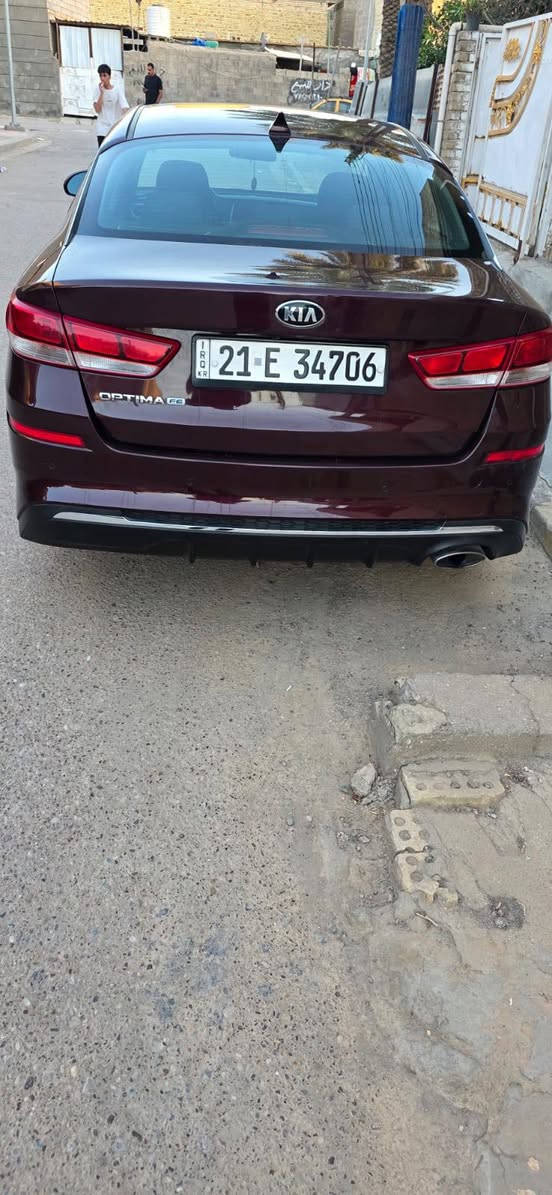 السلام عليكم كيا اوبتيما موديل 2020
وارد امريكي فئة FE الضرر البنيد بي صبغ  والجاملغ بارد  
بدون ايرباك
صورالسونار موجودة بالمنشور
رقم سليمانية بأسمي تريد وكاله تريد تحويل
السعر ١٣٠ وبيهه مجال للشراي
مكاني بغداد الزعفرانية
رقم الهاتف ***********
