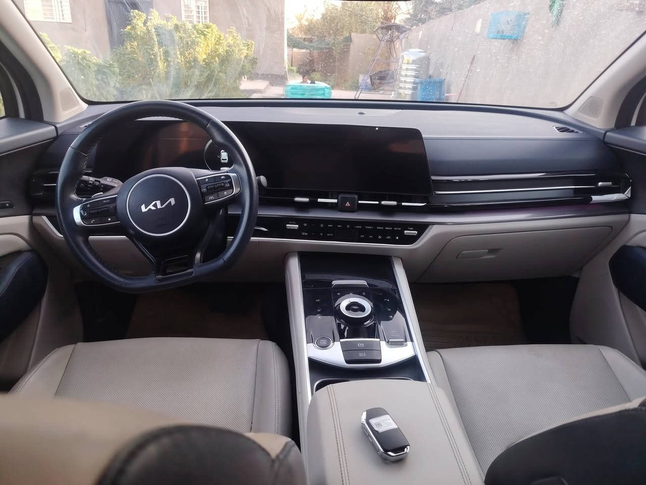 السلام عليكم سبورتج موديل ٢٥ ماشيه ٢٦ مرقمه وجاهزة رقم بغداد باقي ع البصمه فول السيارة فول واحد ع واحد شنو البالك بيهة 
كفاله عامه من كلشي هايبرد السياؤة استلام شركه قطع من الماستر سعر
١٩٧ وبيهة مجال ***********
