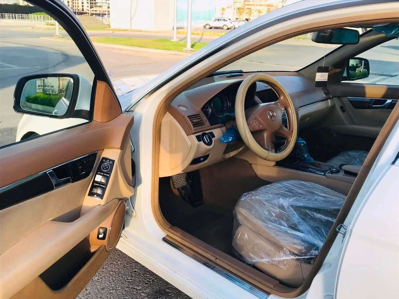 Merceds benz 

رقم الهاتف(***********) واتساپ 
مكان سيارة(اربيل) 

~~~~~~~~~~~~~~~~~~~~~~~~~~~~~~~
سلام عليكم مارسيدس c200 kompressor موديل ٢٠٠٧ فول مواصفات فقت ربع بونيت صبخ بدون دواخل رقم اربيل سيارة نضيف رقم اربيل گير و معرك بيلادي مابي مشكلة سنوية جديد ٢٠٣٠
ماشي ٢٢٠ الف

