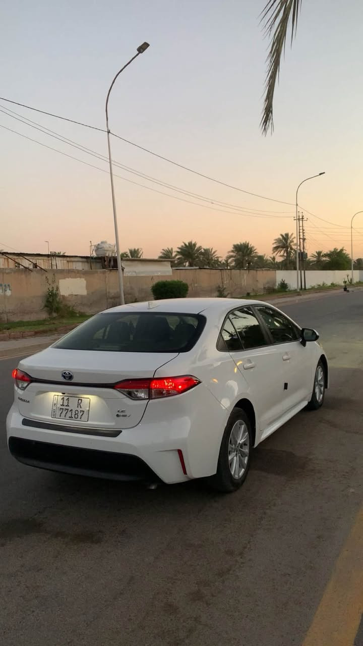 كورلا 2025 ماشيه 25 كيلو متر بصمه شاحن واير لس هايبرد وبانزين ويل كب بلادي مكينه 1800 رقم بغداد الجديد السياره بيها صبغ بنيد وجاملغ وبابتين كير مكينه صدر تبريد جديد السعر 121 ورقه 
***********
***********
