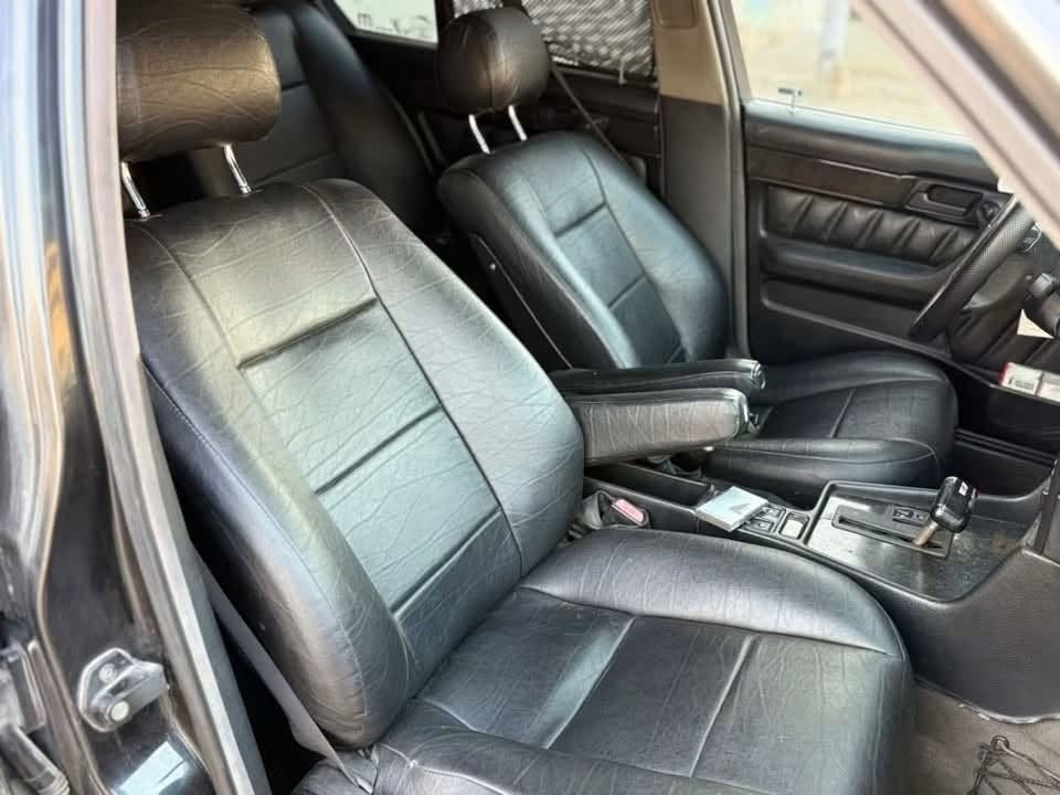سلام عليكم

BMW525 مسكر فول مواصفات 

(بيع فقط)

موديل 95 اصل

سياره حيل حلوه احلى من الصور 

كير ومحرك شرط 

تبريد قطعتين ثلج 

طخم تاير نضيف 

صدر امامي خلفي فوك النص عمر 

وايرمنيه كلها شغاله 

ضفاير نضيفه ما مجطله 

لايت زينون

مصبوغه جماليه فقط

باقي التفاصل موضحه بل صور 

مكان السياره موصل 
سعر 65
اخي اذا ما تعجبك اعبر المنشور كلمن بل يصرفله 

0***********

نص مكتوب في الصور:
- @.y_.m