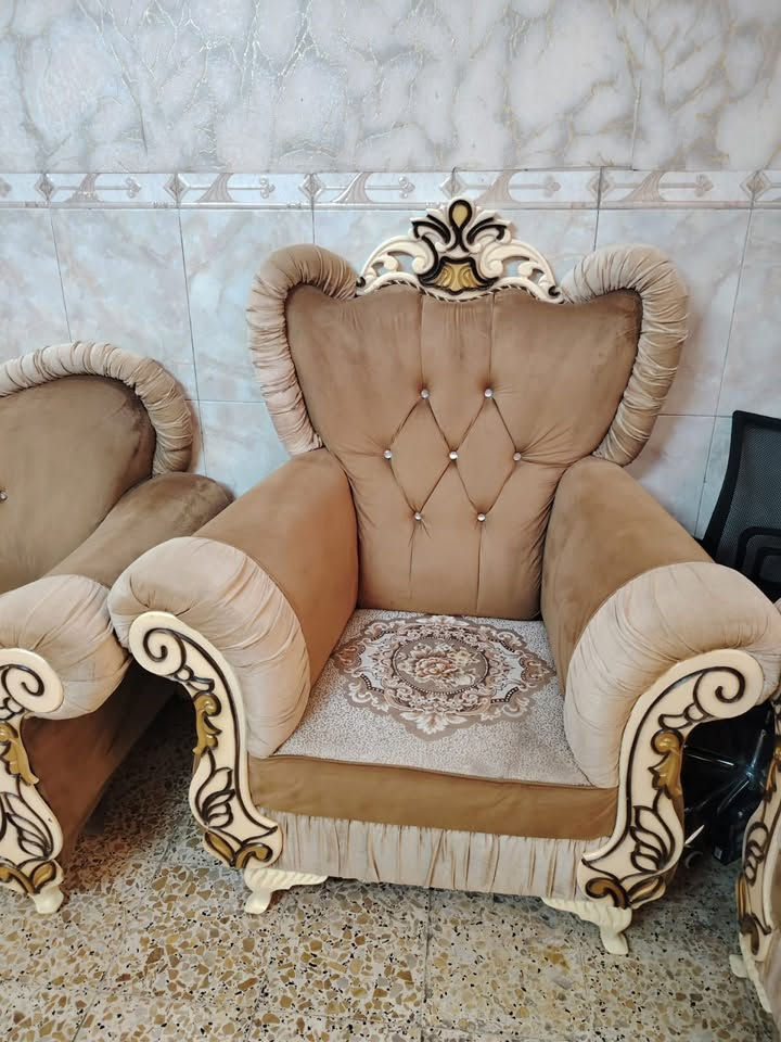 تخت • طبلات • ميز تلفزيون