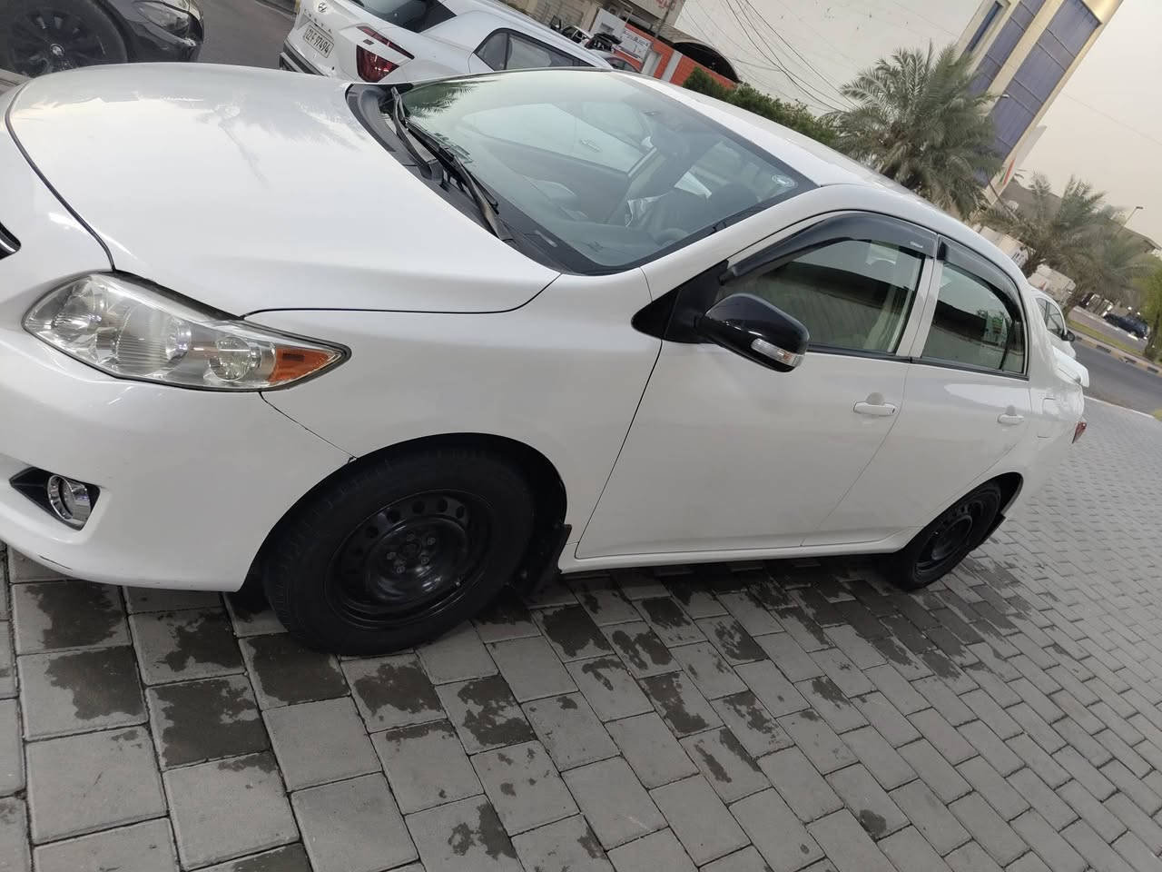 كورلا موديل 2009 وارد امريكي
محرك 1800
كير ومكينه بلادي كفالة ماشية164 بيها فقط البنيد مبدل ابلادي وقطع صغيره بلجاملغ الخلفي بارد بدون صبغ الباقي كفالة مكينه كير الغود شواصي كله بلاد السياره نضيفه حيل وبلواقع احله مال جناي ما متعوبه ومداريه حيل مكان بغداد شارع فلسطين 
السعر ب110 وبيها مجال ***********
