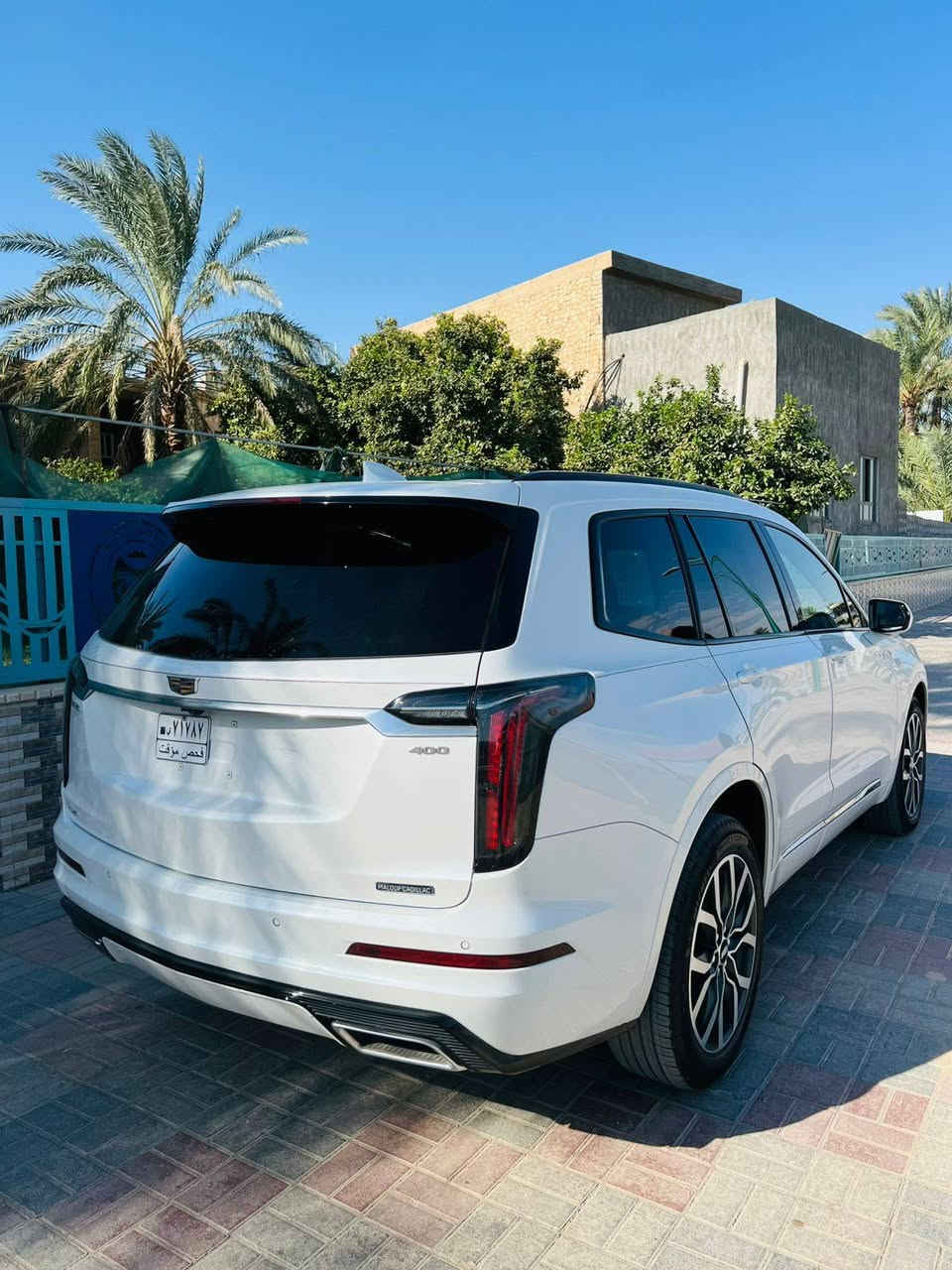 للبيع | كاديلاك 2023 ✨
٩سيارة نظيفة جدًا وبحالة ممتازة، استخدام شخصي.
🔹 موديل: 2023
🔹 اللون: أبيض
🔹 بحالة فنية ممتازة
🔹 توجد ضربة بَرد بسيطة جدًا في الباب الخلفي
اكتب تم يوصلك السعر 
او الاتصال واتساب متوفر كذلك ***********
