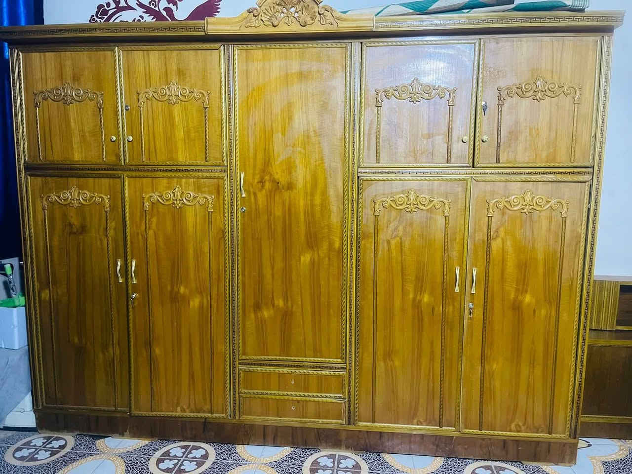 السلام عليكم 
غرفه أخشاب
الشعله 
السعر ٥٠٠
***********
