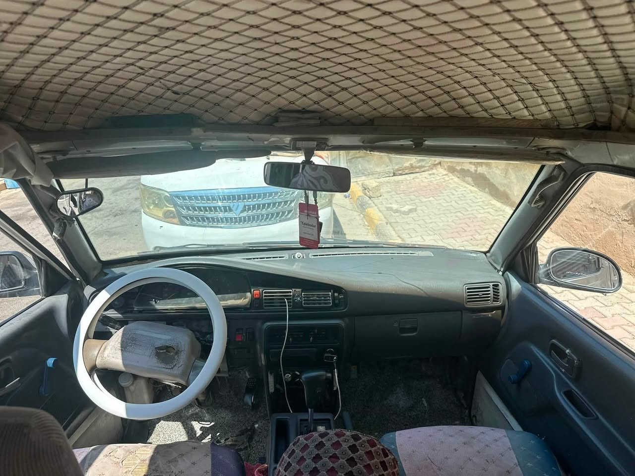 السلام عليكم للبيع موديل 1994
رقم واسط اجرة 
كير و مكينهة vvt 
لايت زنون عالي ناصي 
 كهربائيات  كله شغاله. 
جامرلغات مغلفة فافون 
 تايرات 3 جديد و 1 نص عمر 
اشاير كله لدات 
السعر 34
*********** بي واتساب
