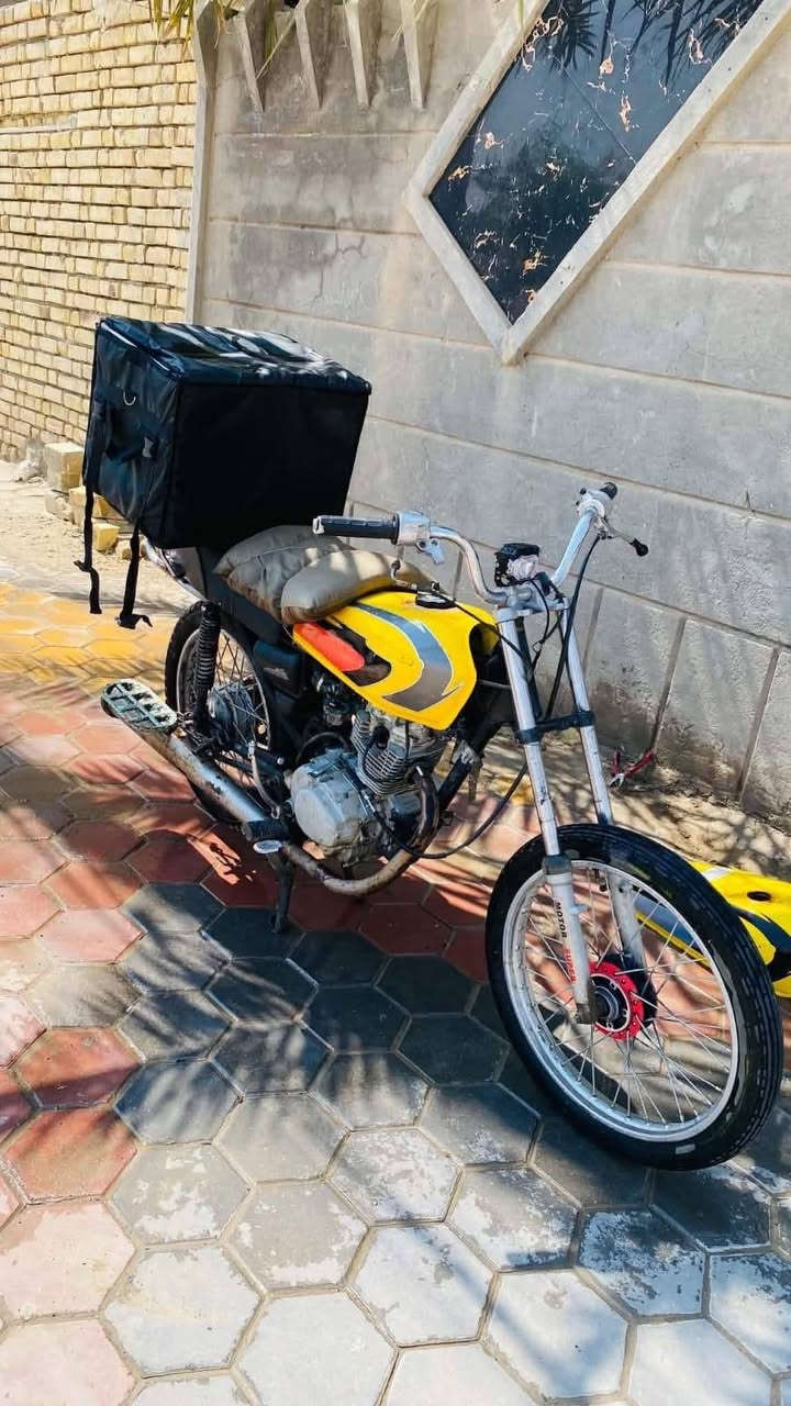 دراجه للبيع ادوات سعره ٢٥٠ او بيه مجال بسيط الاستفسار 0782132689 موجود وتساب مكان سوق الشيوخ

