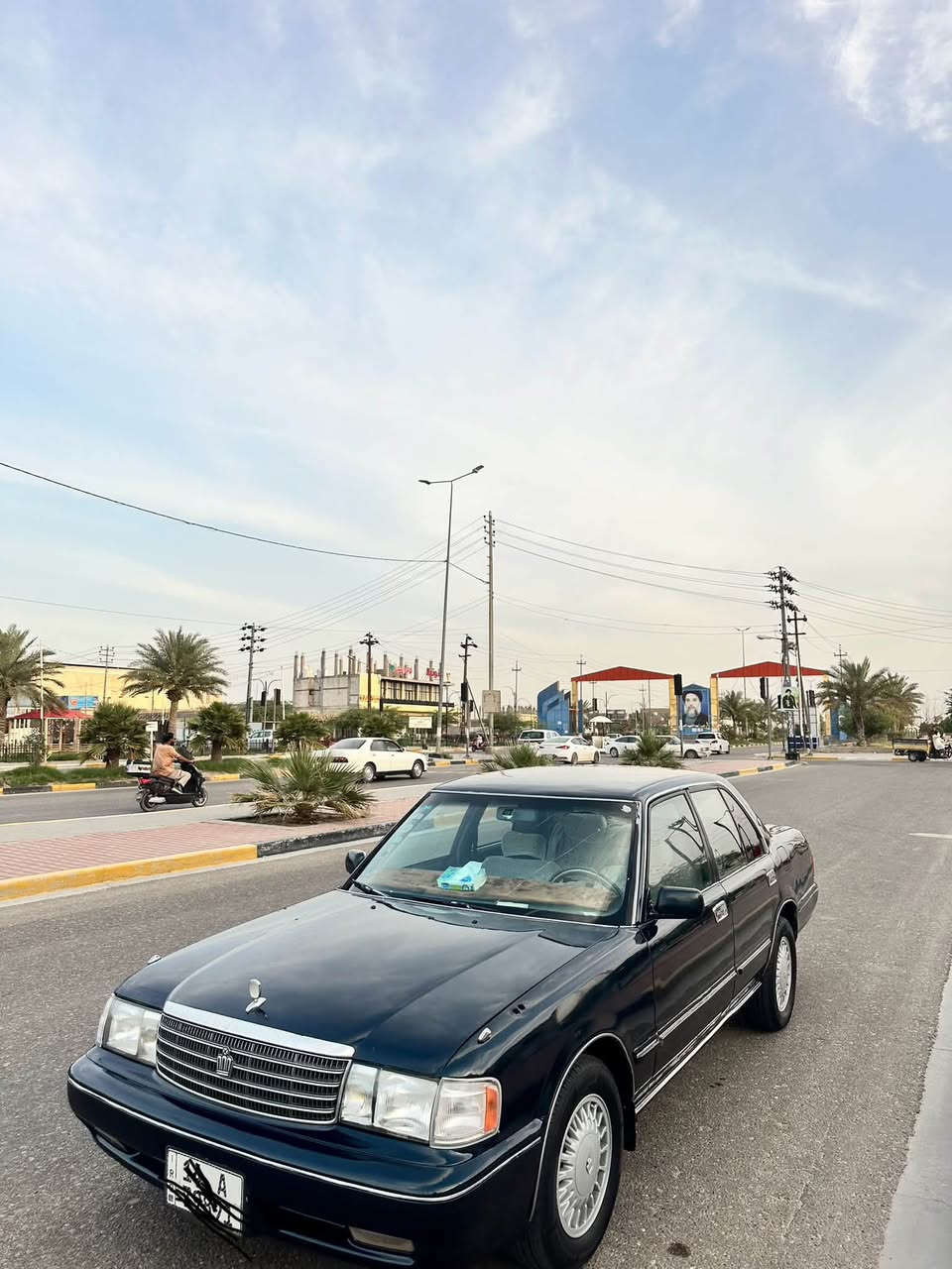 سلام ‏عليكم للبيع  سيارة أرنب شاصي طويل   1995سياره مكفوله من عيب شرعي ولكصه وتعهدلك بتحويل  وأصوليات سنويه 2030 رقم البصره حداديه جديده تواير  تخم جديد اصلي تبريد ثلج مصبوغه عام جماليه صارف عليه خير من الله مطلوب 59 ورقه وبيه مجال مو شراي لا يتصل ما راوس ***********
