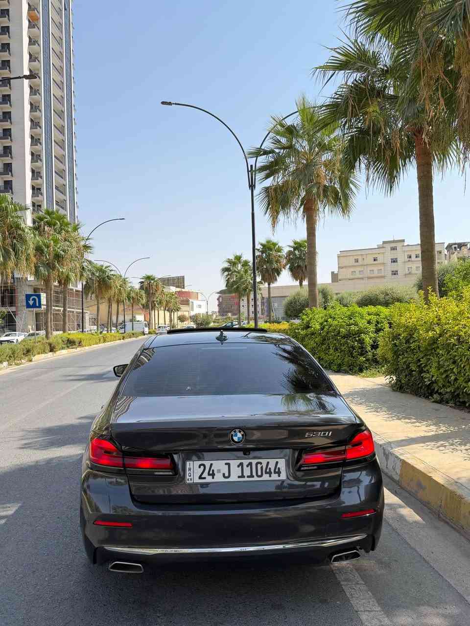 BMW 530i 
WARD 🇩🇪 zaman 
2021 
101 hazar KM Royya 
Sayaraka cllena be sbux be PDR 
Da3ame lo da3ame ba shart 
Sayaraka awropya zamana 
Slayt 
Sanduq shaft
Radar gawra 
Lezar Shen 
2 suec 
*********** أربيل, العراق
