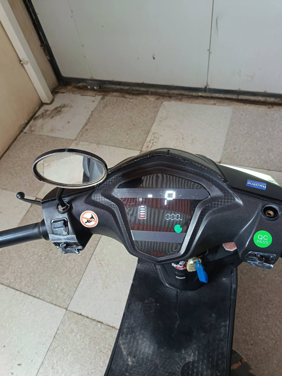 السلام عليكم 
سكنس شحن للبيع 
مديل 2025
6 بطاريات 36امبير✅🔋حاطهن قبل اسبوع ومشحونات 3مرات
الدراجه نضافتها مثل متشوف بعينك✅
السرعه 65حقيقي✅ 
شركة جي تي✅
السعر 525وبيهة مجال ✅
متواجد خاص وهذا الرقم/***********
المكان ديالى جلولاء
