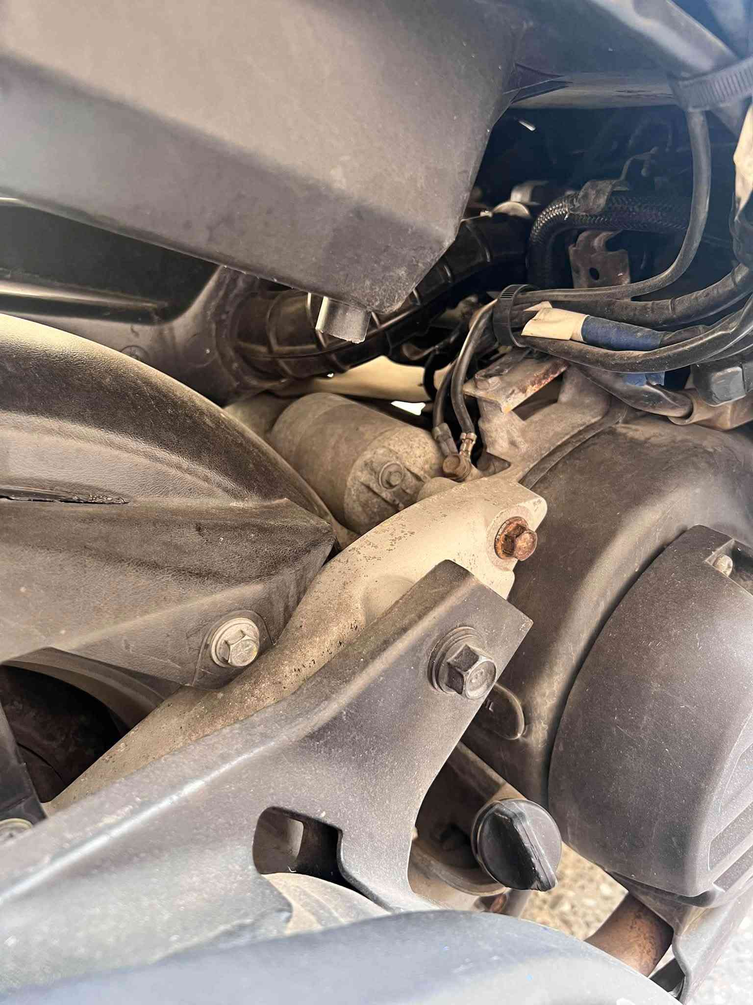 سلام عليكم دراجه GTR الحديث 🏍️
لون ازرق 🧿
الدراجه بحاله الوكاله ماشيه 12الف 
محرك وكفرات مكفولات مابيها لا صبغ ولى فطر ولى كسر بل مازده  الدراجه من الطول للطول بلاديه ولدراجه ما متعوبه ابد 
مكاني بغداد الشعب 
الاستفسار ***********
