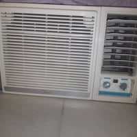 مكيف 2طن تبريدة ثلج بعدة نضيف السعر 250 قفل مكان بغداد غزالية مكلف بال...