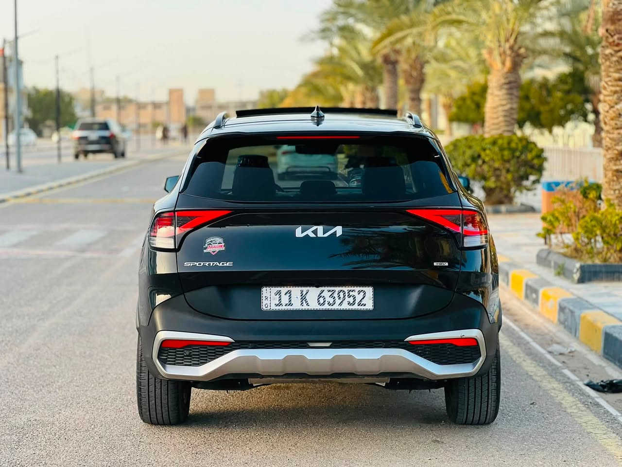 السلام عليكم 
كيا سبورتج هايبرد موديل 2024 

فووول مواصفات بانوراما 1/1 
حجم لارج الامريكي المرغوب
سياره جديده شركة

حجم المكينه : 1600 تيربو هايبرد صاروخ ارضي 🚀 

التفويله ب 20 الف تمشي 800 كيلو ‼️

( اقوى واسرع واقتصاديه أڪــثر من البانزين )

ماشيه : 19 الف ميل
الضرر : بدون صبغ 
جاملغ بنيد مبدلات نفس اللون اصلي بدون داخل 

المواصفات : 
1. شاشه كبيره متصل 
2. بصمه
3.بنوراما 
4.تشغيل عن بعد 
5.لايت امامي عدسات لد 
6. رادارات جانبيه
7. رادار امامي
8.فورويل AWD 
9. بكلايت لد 
10. كشنات جلد
11.هيترات بالكشنات
12. ويل كب كروم 
13.اشاير بالمري
14.كيجات دجيتل فول 
15. قطعتين تبريد 
16. تبريد بيانو لمس
17. تحكمات
18. نظام سبورت ايكو عادي ثلوج
19. توقف ذاتي
20.ايقاف ذاتي اوتو ستوب
21.حساسات خلفي امامي
22. اوتو هولد 
23. نظام منحدرات 
24. كشنات كهرباء جلد
25. شحن وايرليس 
26. شاشه 
27.قيادة آليه
28. كشافات
29. كيجات دجيتل حديث

رقم بغداد الجديد باسمي
السعر مناسب 195 ورقه بي مجال 

***********
