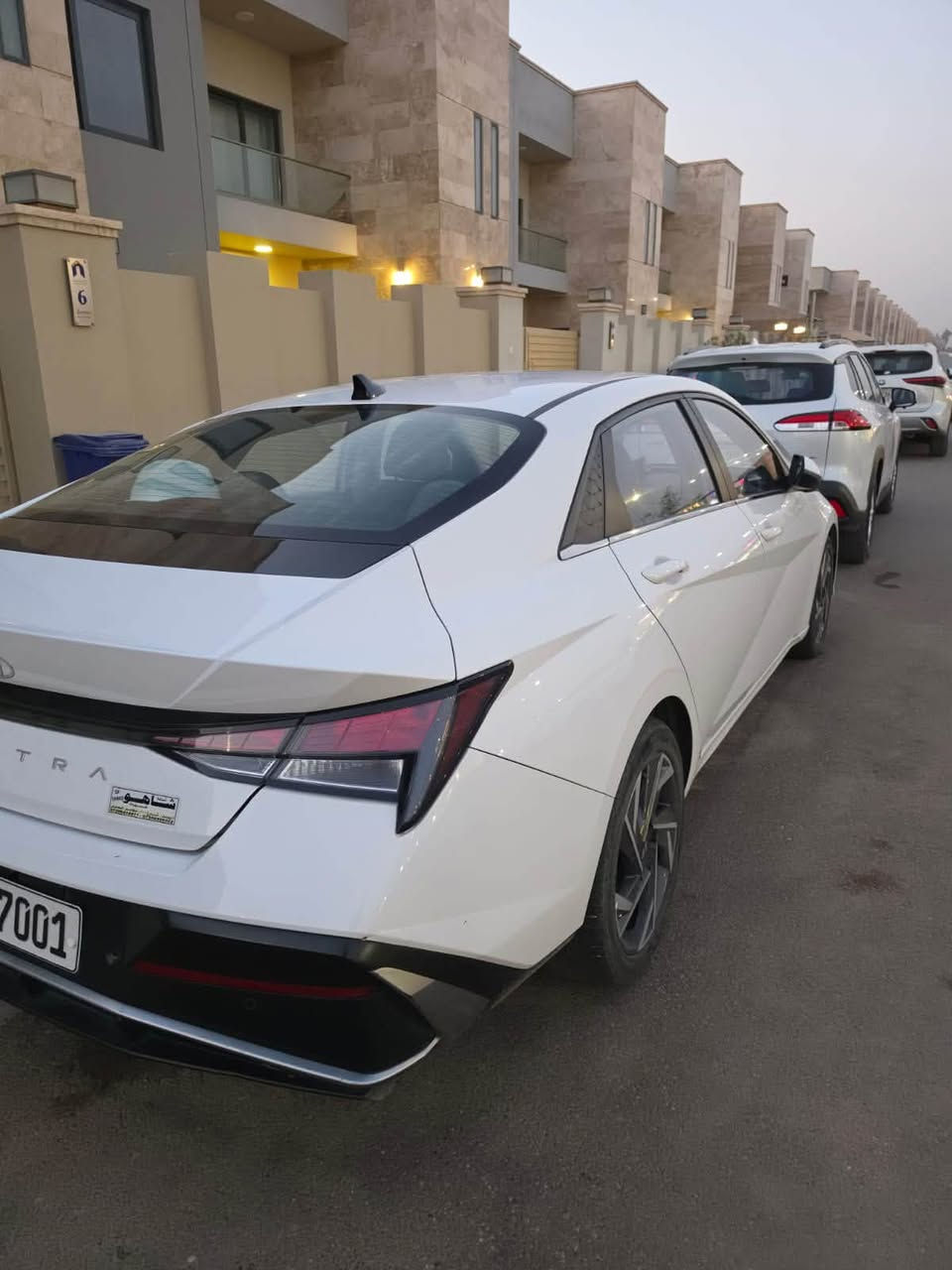 النترا 2024 خليجي للبيع 
الممشى 40 الف كم 
رقم مميز 
فول مواصفات فتحة سقف 
دخول ذكي 
بصمه تشغيل 
لايت full led 
عدادات ديجتال و شاشه عرض 
محرك 1500 دبل نوزل mpi 
السياره كلش نضيفه ممفولها بس محسن و الدهن كل 3000 ابدل
للاستفسار ***********

