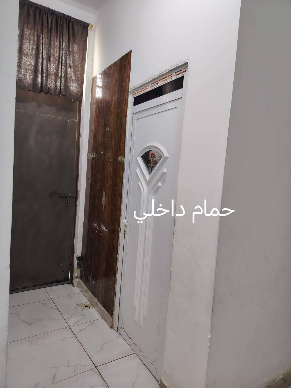 #اللهم_صل_على_محمد_وآل_محمد

بيت زراعي نقل اسهم فى منطقه حى التاميم (الغسل)  المساحه   ١٠٠ متر مربع بناء جديد كونكريت يتكون البيت من
#الطابق_الأول  غرفه وصاله ومطبخ واستقبال وصحيات داخليه و خارجيه
#الطابق_الثاني   غرفه
#السعر      ٦٠  مليون قابل للتفاوض
#للاستفسار اكثر مراجعه مكتب الدرر او الاتصال
                  ***********
                *********** #مكتب_الدرر_للعقارات
