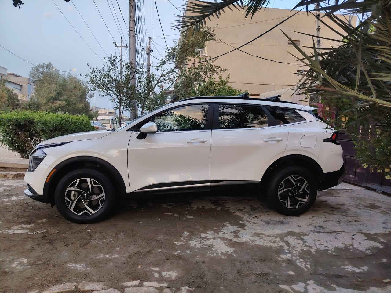 سبورتج 24 امريكي مواصفات LX بدون رقم تترقم جميع جميع المحافظات
دفع رباعي AWD
 فول تحكم ستيرنك
اربع انضمه قياده 
 قيادة ذاتية تستدير مع انحراف الطريق بدون تدخل                          تحذير قبل الاصتدام
توقف ذاتي تحديد مسار
مانع انزلاق  و ABS
نظام منحدرات
كامرة خلفية 
شاشة كبيرة متصلة
تبريد قطعتين
واير ليس  ابل كار بلي واندرويد اوتو 
انارة LED  نهاري وعالي وناصي
العنوان ديالى بعقوبة
التفاصيل والسعر اتصل ***********
