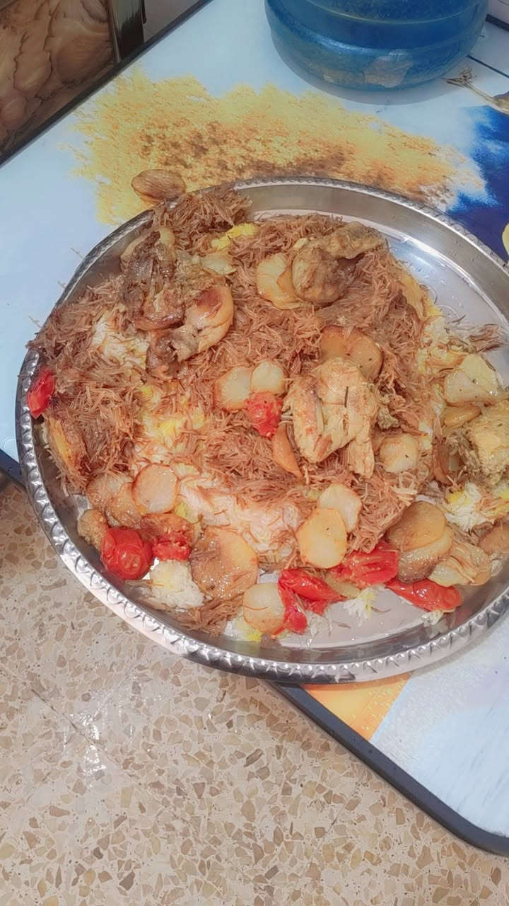 شتغل حسب طلب الزبون ولي تحب تحجز راسلو صفحه
واتساب الحجز قبل يوم عيني ***********
