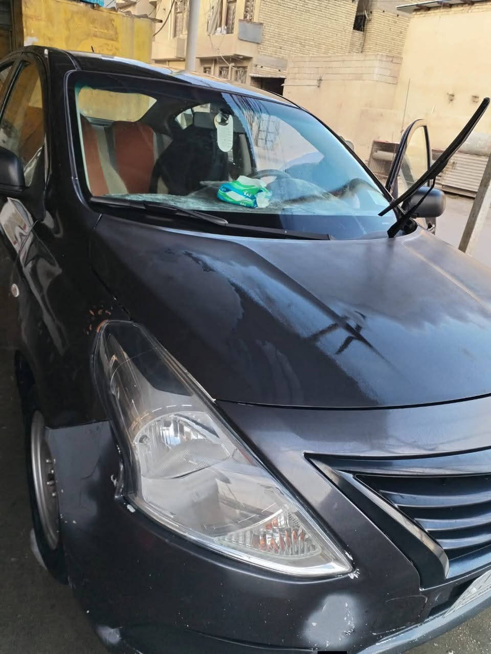للبيع نيسان سني مديل 20 معوقين بس هاي سنه صير حره مكاني كربلاء سعر 85لاتصال ***********
