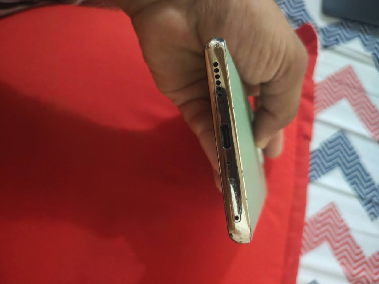 تكنو سبارك 20برو بلص ذاكره 256جهاز بدون ملحقات بي ضرر بالكلاسه ماماثر عاللمي ابد 
سعره 115الف قفل مكاني ديالى خانقين
***********
توصيل فقط باعتماد

