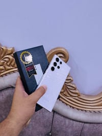 S23 الترا • 256 جيجا • 12 رام