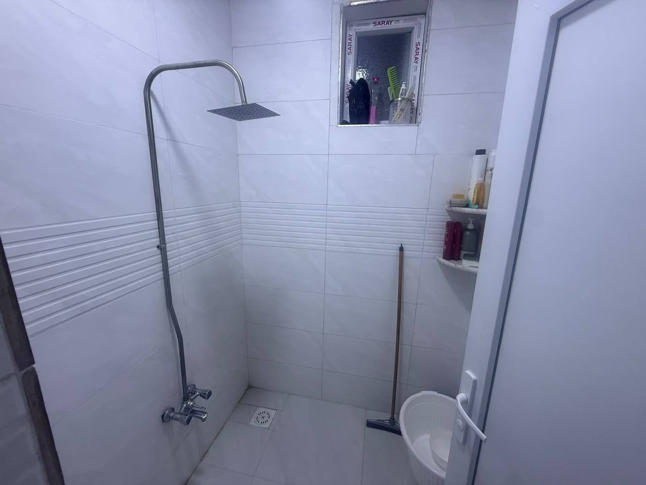#دار #للبيع  🏠 بناء حديث 
#العنوان: بنجاعلي مقابل ملعب شارع عريض
#المساحة :-  100متر 
#المحتويات: 
-غرفةنوم
-هول.
-مطبخ.
-استقبال 
-صحيات خارجي وداخلي. 
-درج خارجي
-نضام دكت

#للأستفسار الأتصال على الارقام التالية :-☎️
👈📞 ***********📲
👈📞 ***********📲
أو مراسلتنا عبر { فايبر ــــ وتساب ــــ } 
أو مراجعة #مكتب شوان للعقارات والمقاولات الكائن في الحرية علاء سايدين بنجاعلي مقابل جامع عبداللة و حديقة مثلاث
            🌹{  #نتشرف #بزيارتكم }🌹
