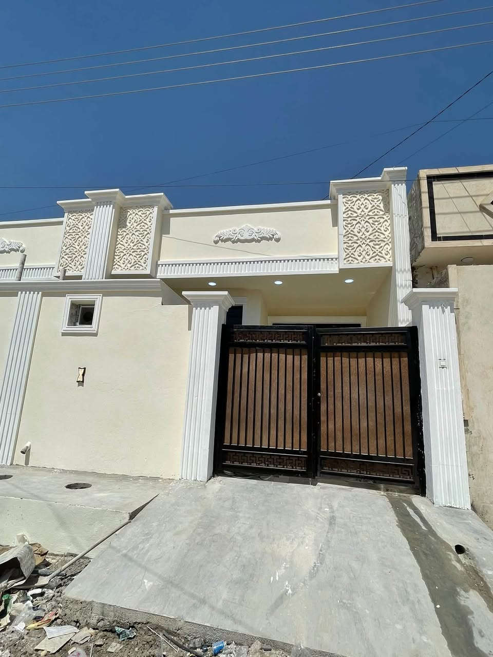 💎🔹مكـ✯͜͡المصطفى𝄠ـتب▪️💎

((بسم الله الرحمن الرحيم))
🏡     🏘      🏚 

السلام وعليكم

    🏡     🏘      🏚 

#يوجد_مشتمل_للبيع 

#العنوان  الفلوجة 
#المنطقة حي الشهداء // مقاطعة 19 الف خلف مجمع البرديني موقع مميز  بصف الحديقه وبنص سكن مربع ذهبي
 

✅المساحة : 125م
⬆️ الوجة : 6 وربع م
🏞️النزال : 20م
 
مكون من
غرفة 1
استقبال 
صالة 
مناور 2
مطبخ
صحيات
الارضية سيراميك
الجدران سيراميك 

                       #بناء 🧱 : طابوك
      
       #شارع 🏞️⬆️⬆️ : 10م

   
        
    ⚖️⚖️   نوع الملك : طابو صرف تحويل مباشر 🏙 

        #السعر 💰💸: 84 مليون وبي مجال
الاستفسار اني صاحب العقار /***********/***********

