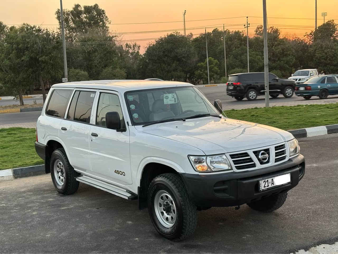 نيسان بترول 2002 محسن ناو سپى
گير مةكينةي بةشةرت
ناوي لة حاسيبةدا نية.  
4 تايةي تازةي دلوب ياباني 
بةناوي خومة رقمو سنوية نوية. 
تةبريد بةشةرت. 
***********…
***********….
……….
نيسان بترول 2002 محسن داخل ابيض
4 تايرات لوك. 
گير محرك ابشرط.
بسمي رقمو سنوية كلة جديد
انيط اترول للبصرة ابشرط حاسيبة. 
تبريد ثلج. 
كامل جاهز. ابدون مسرف. 
***********….
***********…. كالار, السليمانية
