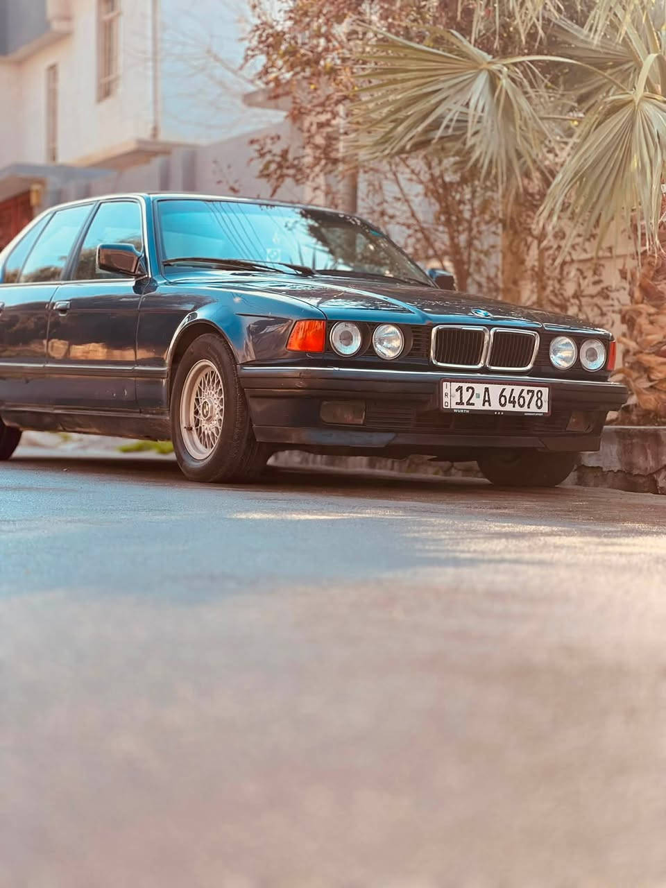 السلام عليكم ✨
للبيع BMW موديل 1992 لون نيلي 730iمحرك 8 سلندر
شرط تبريد گير مكينة السيارة بأسمنا 
عنوان السيارة موصل الجانب الايسر 
الرقم ***********
