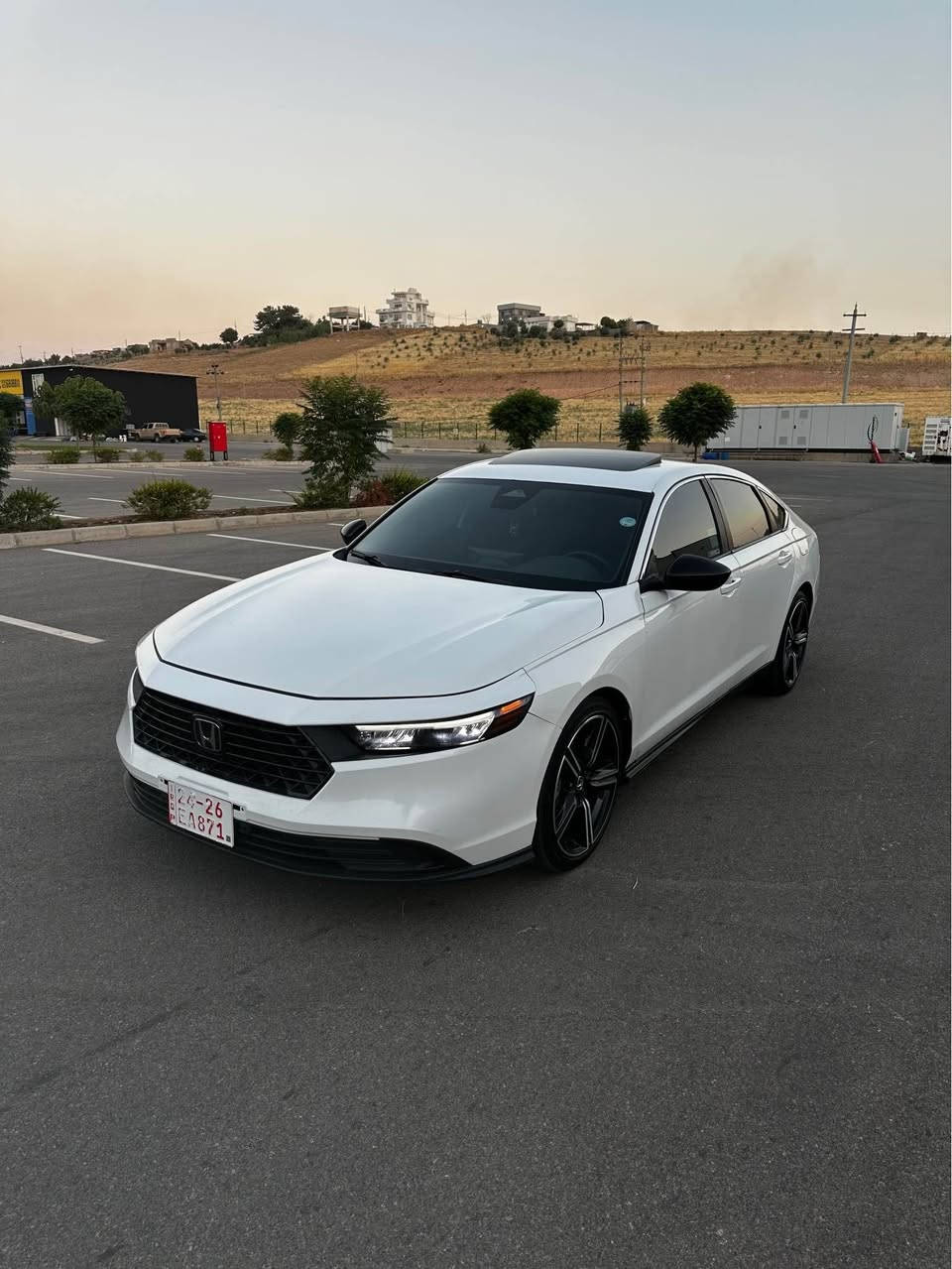 Honda Accord sport 2025 للبيع او للمراوسة
السيارة ماشية 760 مايل فقط
رادار السيارة مسروق 
ابيع صفحة و بنيد صبغ
مكان السيارة دهوك
السعر 177$ ومجال
صور الحادث موجود بالمنشور
السعر 177$ ومجال
*********** دهوك, العراق
