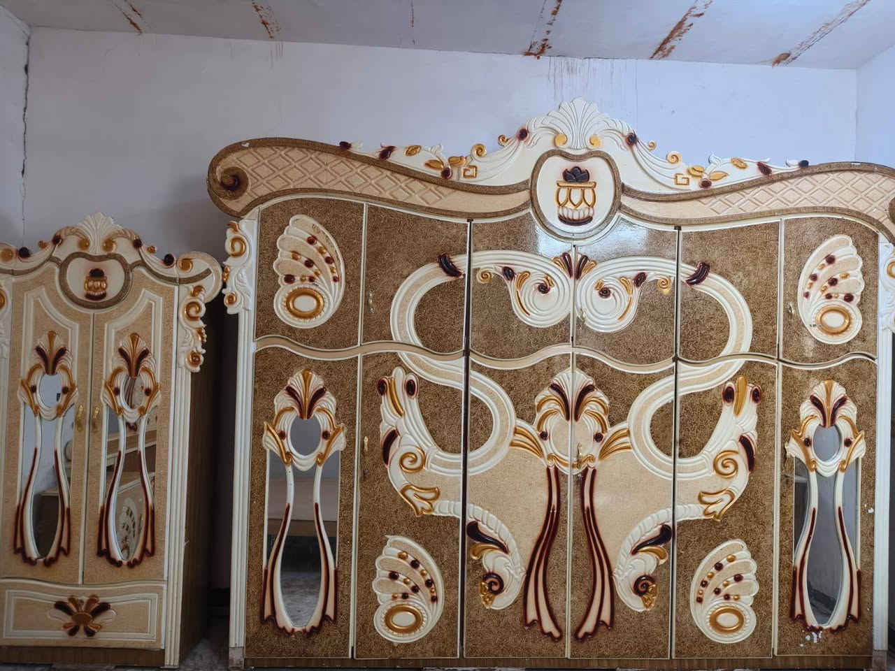 غرفه اخشاب نضيفه ام 6 ابواب قاطين  سعر 450 المكان ناصرية حي سبل يم سجن الاصلاحي شراي إتصال واتساب *********** ناصرية, ذي قار
