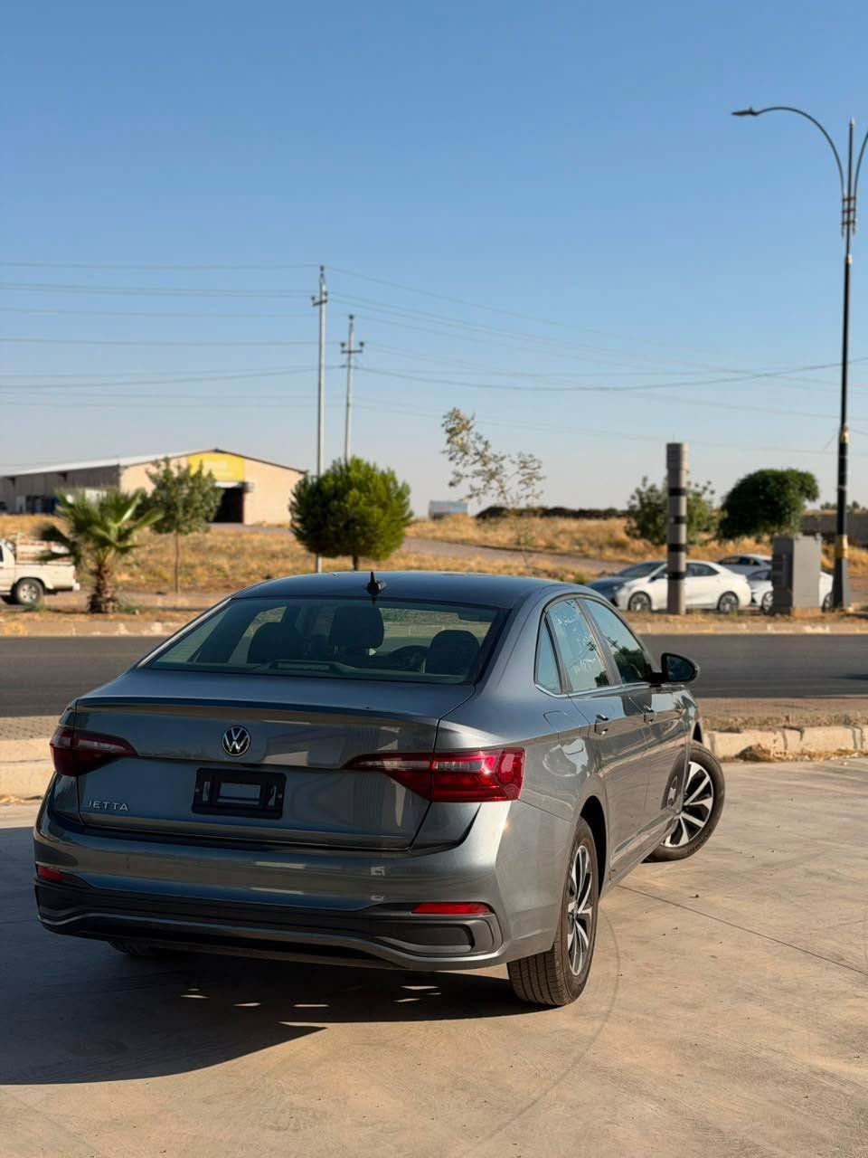 Jetta 2024 -S
جوملغ و بولند صبوغ بي داخلي بي يرباك 
شرتي رقم گير و مكينه شه رت
*********** اكر, نينوى
