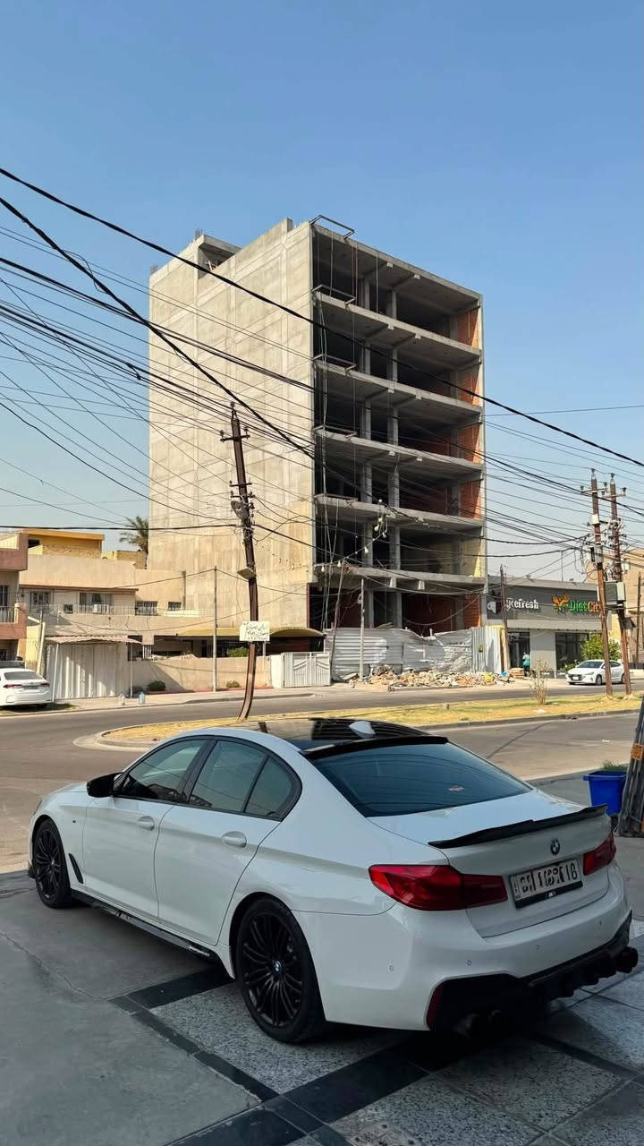 كلين تايتل 540i 2019

دفع خلفي
ماشيه ٦٦ الف ميل
فول مواصفات
كشنات تدفئه وتبريد ومساج
خمس بردات
داتا شو
بيبان شفط
كشنات ٧٠٠ الكبار
وباقي المواصفات المعروفه
عليها برمجه بوبكورن يم منتظر اوتو وكل سيرفسها وصيانتها يم منتظر اوتو

***********
