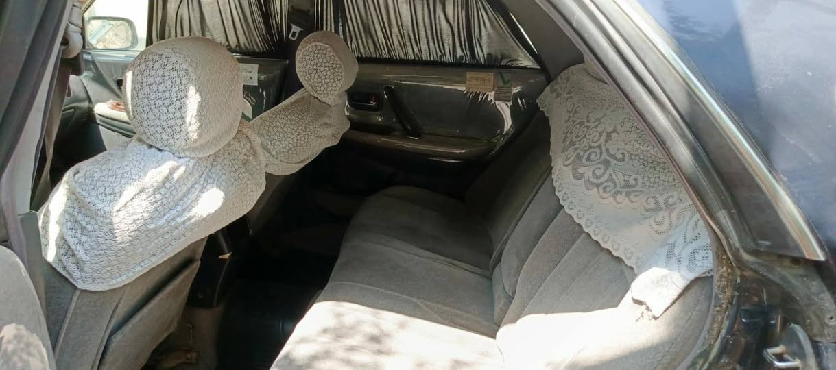 راس الثور فلات موديل ,95باسمي مكفوله من العيب الشرعي والكص والنقل  والعيب الشرعي تبريد وكير ومكينه وحداديه بل كارتون غرفه جديدة تبريد ثلج مكاني بابل الاسكندريه *********** بيها فقط ضربه في الجاملغ الخلفي مصبوغه حزام جماليه
