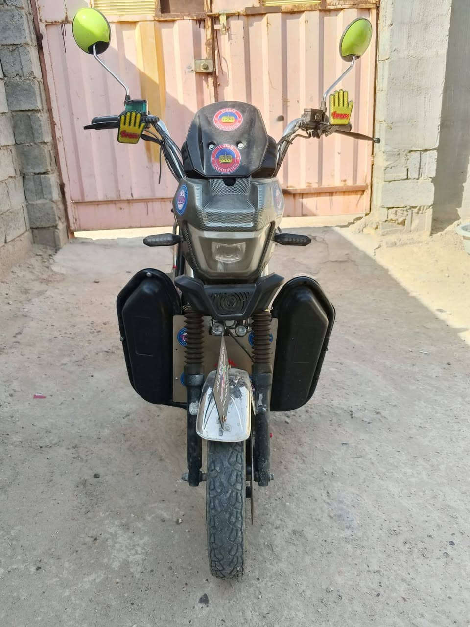 السلام عليكم موطور شحن جبلي للبيع بطاريات يقرن 10 وبيهن نفخة السعر 400 وبي مجال رقم هاتف ***********
