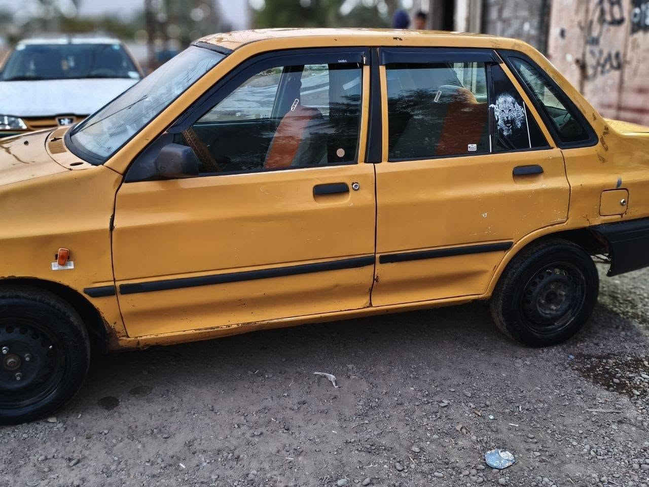 سلام عليكم لبيع  سايبه موديل 13 محرك وكير جديد شواصي معمره جديد سياره كامله ما ناقصه شي ل س ع ر 22 وبيه مجال   قليل مكانه تاجي شيخ حمد ***********بي واساب
