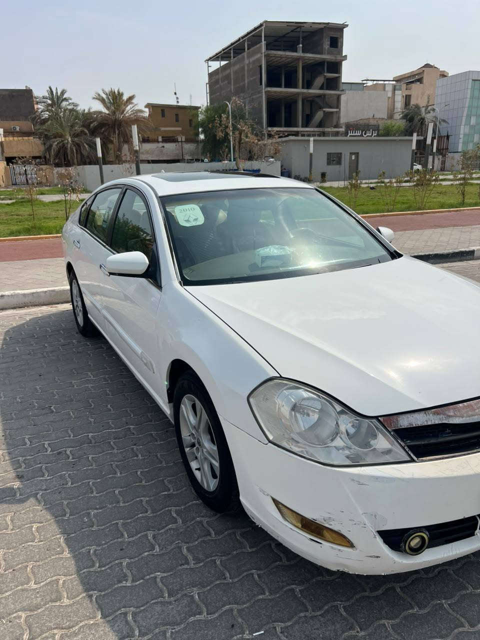 سلام عليكم
رينو سفران 2010 

السياره خير من الله  
 
باردات ثنين جاملغ امامي  

ضربه بصيطه بلجاملغ الي وره السائق 

السياره 4سلندر خير من الله 

السياره فول تجي وتشوف ابعينك 

العنوان البصرة 

المعقل ***********

90 مجال قليل
