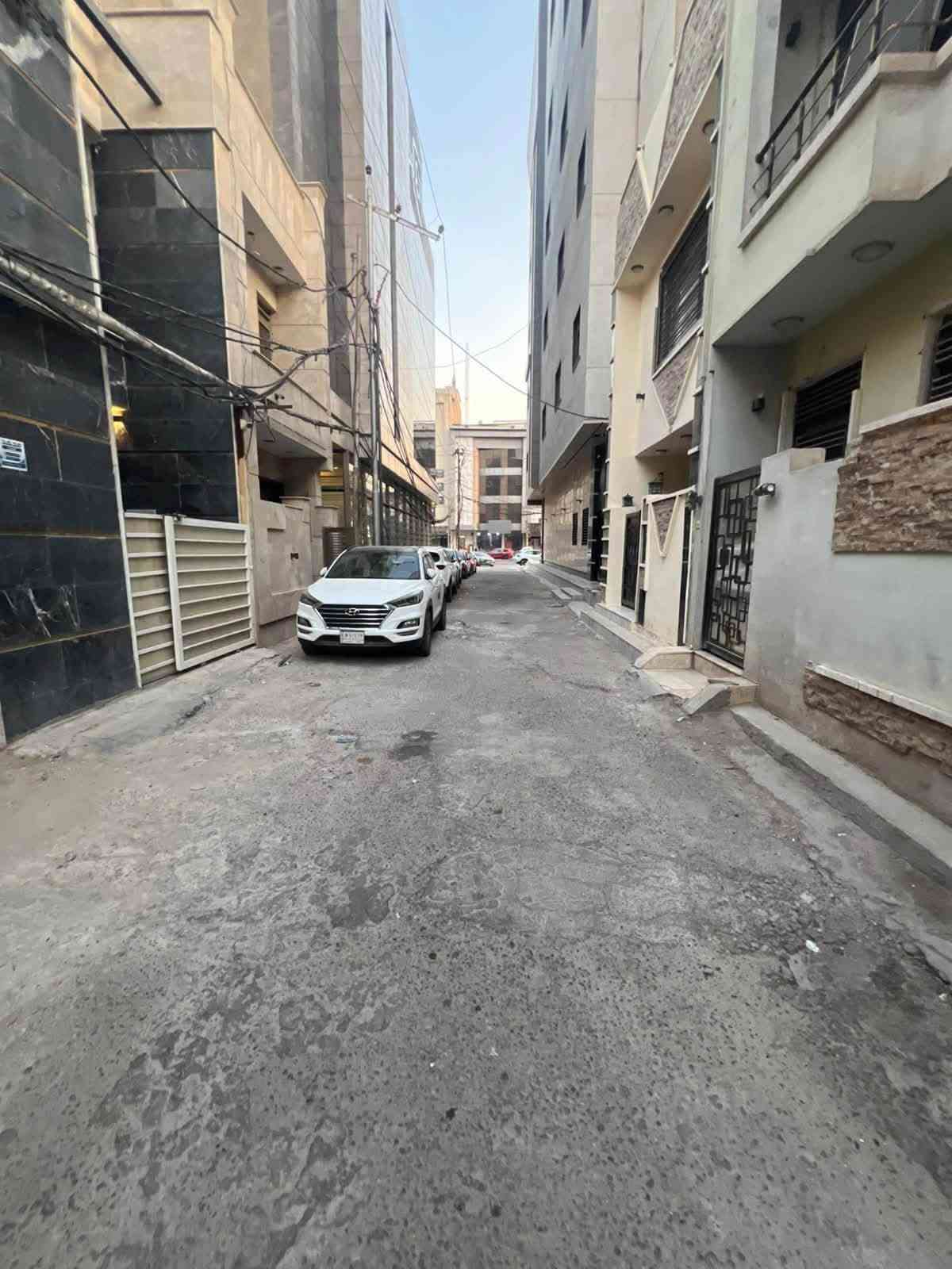 🏠 للإيجار في السيدية – مربع الاقتصاديين
بيت حلو ونظيف، ما يحتاج أي شيء، ويحتوي على:

* غرفتين نوم

* صالة

* مطبخ

* خدمات

📞 للاستفسار: ***********

أرام للاستثمار والتطوير العقاري
