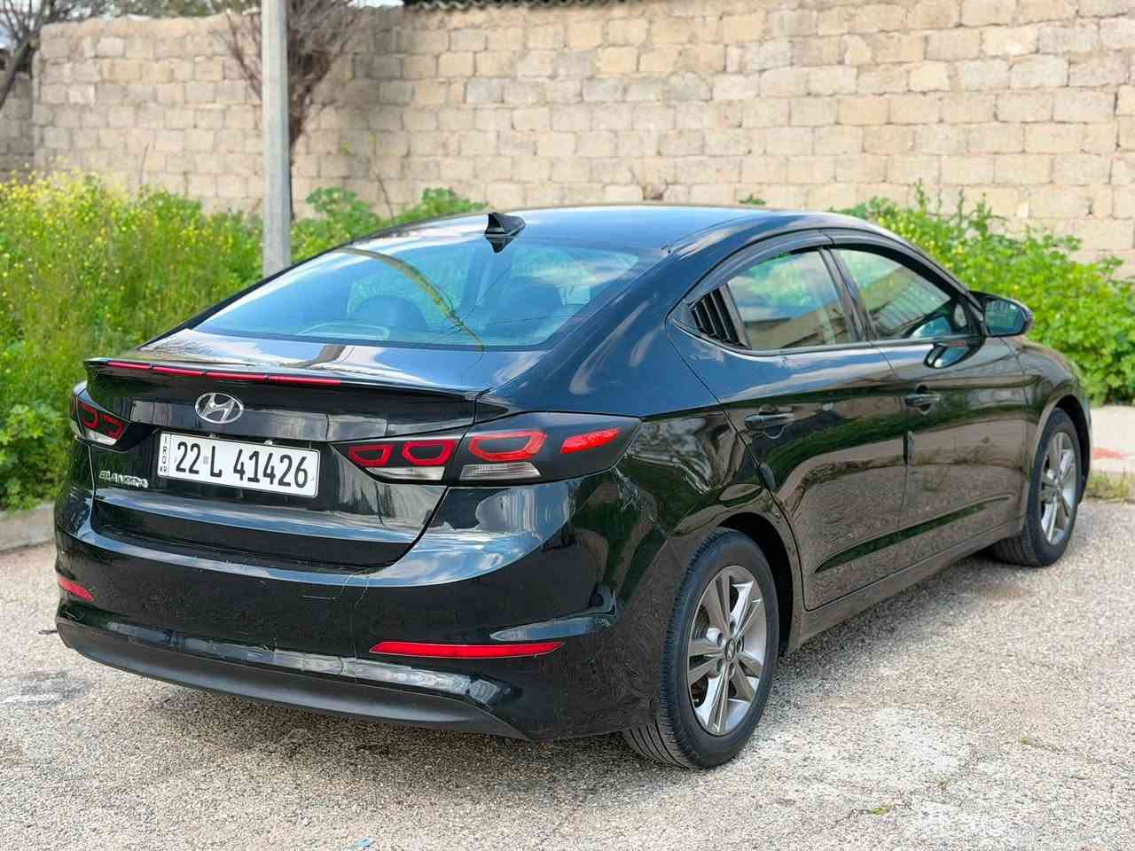 للبيع نقد فقط او مراوس حسب القناعه
النترا 2018 لمتدد.فول عدا الفتحه 

رقم اربيل الجديد سنويه وهزه ورقم وفحص كلو جديد بأسمي كابون بانزين بيها  

كلين بدون ضرر بيها شبر بارد بدائر الخلفي فقط 

السيارة فووول عدا الفتحه 

كشنات جلد 

هيترات كشن

رادارات 

شاشه اعطال 

تبريد بيانو منفصل 

صندوق ذكي يفتح عند الاقتراب 

اشاير ترحيب 

نقط عمياء 

مانع تصادم 

شاشه كامره اصلي شركه

بجم زينون كامل ابيض 

محرك 2000 دوش 

كير At 

وبعد بيها مواصفات معروفه

محرك وكير وطخم امامي وخلفي وتايرات كلو شرط تبريدها ثلج 

سيارة جاهزة ماتصرف عليها ديناار 

السعر 115 

***********

موصل الايسر
