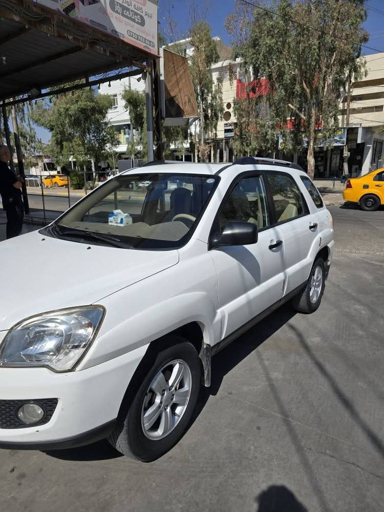 KIA sportage 
موديل 2009
بدون ضربة كلين 
ما بيها ربع مصروف
سنوية جديد لحد 2029
 سقف سلایت 
منظونة غاز و بنزين 
ماشي 150 الف 
ورقە بنزين بيها  
***********
***********

KIA sportage
مۆدێل 2009
بێ لێدراو 
یەک دینار مەسروفی نیە 
سەنەوی تا 2029 تازەیە
سەقف سلایت 
غاز و بەنزینە 
150 هەزار ڕۆشتوە
وەرەقەی بەنزینی هەیە 
***********
*********** كركوك, العراق
