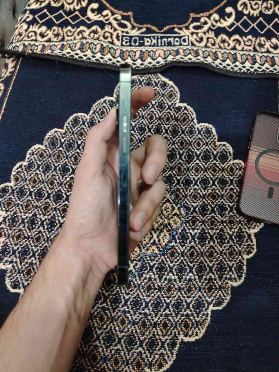 آيفون ١٣ برو ماكس • ٢٥٦ • بطارية ٩٢