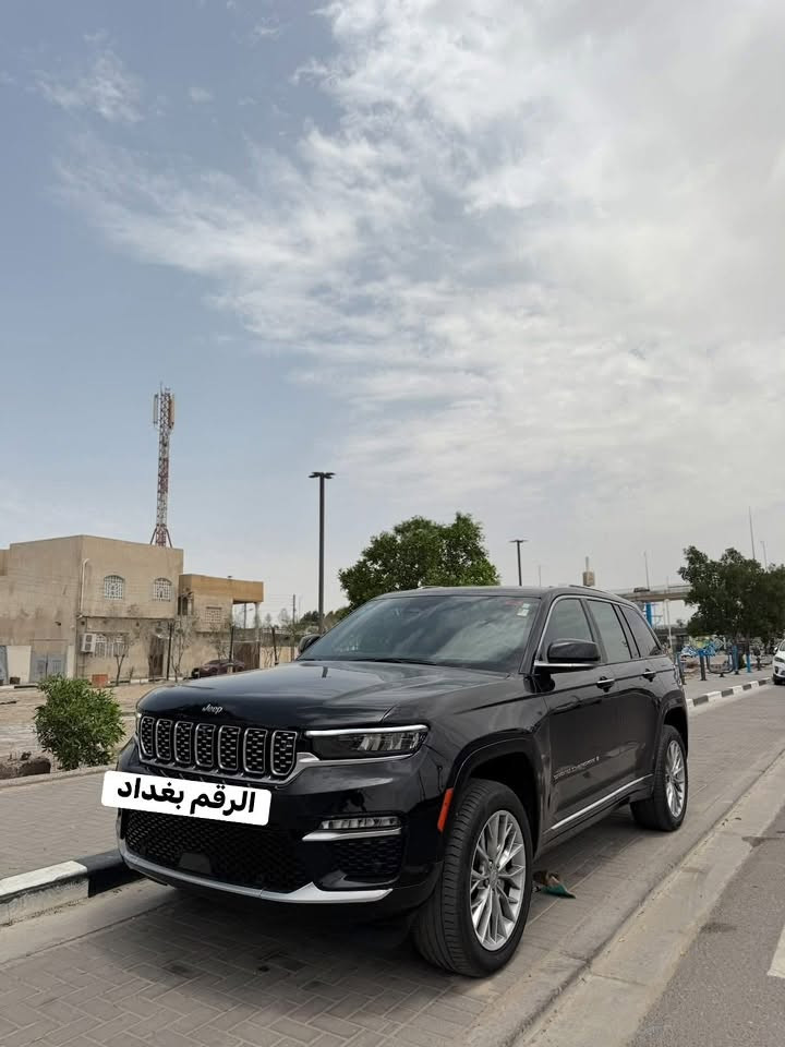 مرحبا اخوان جيب 2023 سومت السياره فول 1/1 معروفه بعد مواصفات السومت اعلى فئه بلجيب السيارة ماشيه 55 الف كيلو مو ميل السياره وارد امريكي بيهة 3 قطع ضرر جهة الصدر الباب مصبوغ فقط والباب الخلفي مبدل ومصبوغ وسمكره بلجاملغ الخلفي والجاملغ الامامي صبوغ فقط للجماليه ايرباك فقط برده خلفيه  باقي السيارة كفاله وصور الحادث مرفقه بلمنشور الموصفات شنو يخطر بالك مساج تدفئه تبريد 5 كامرات كشنين خزن ميموري تشغيل عن بعد 3 شاشات بانوراما صندوق كهرباء الكشنات الخلفيه تدفئه تبريد والى اخره ما تخلص المواصفات (مزوعه) السياره عليهة نصبه تخبل رقمهة بغداد تحويل ثاني يوم مكاني بصره السعر 298 وبيهة مجال الرقم***********
