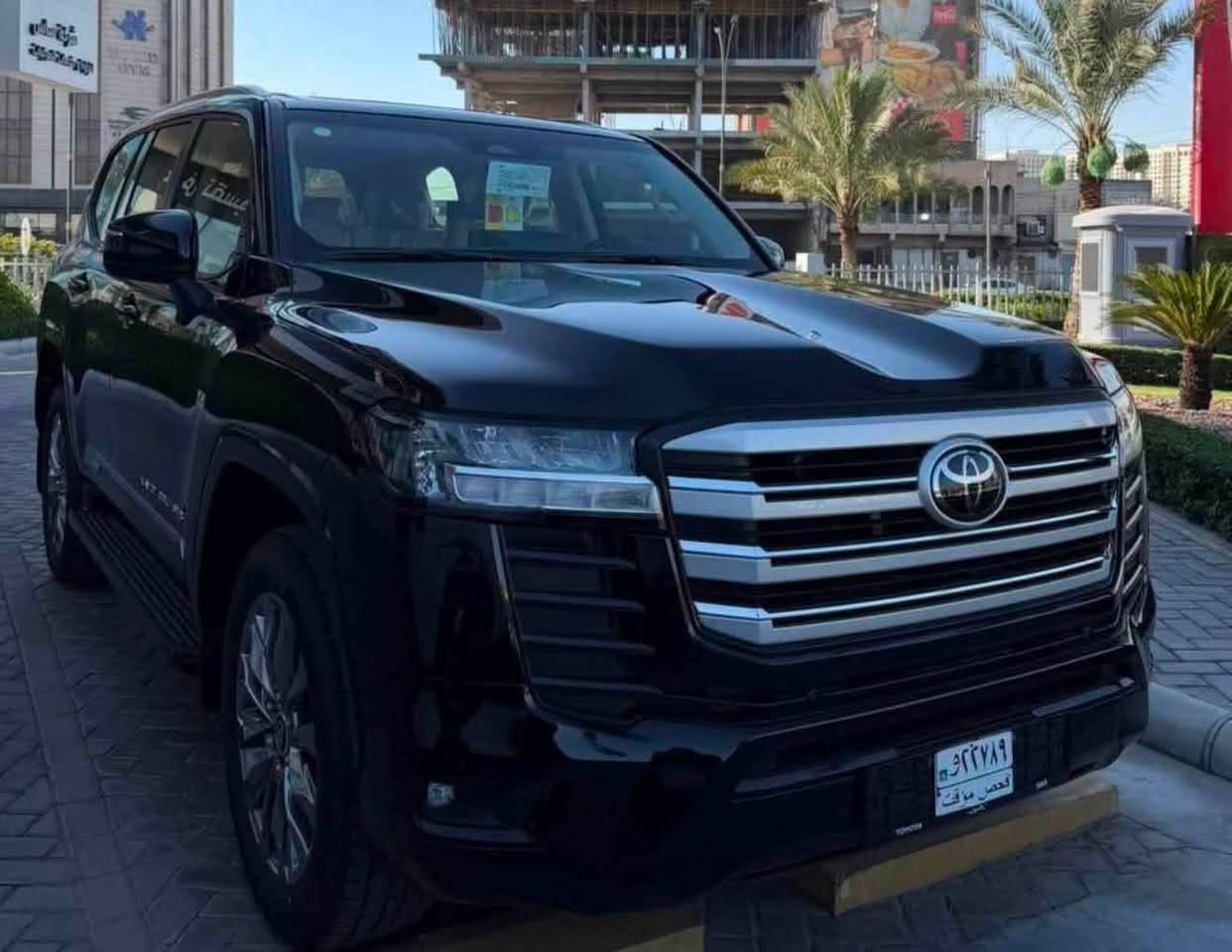 السلام عليكم 
عندي لاندكروزر ٢٠٢٦ زيرو فقط ترقيم 500 كيلو 

مواصفات GXR / TTS 
رادار تحديد مسار نقط عمياء 
بصمه تشغيل ابواب محرك تنفس طبيعي

اخذته زيرو من ساز واريد ابيعه 

رقمي 
***********
