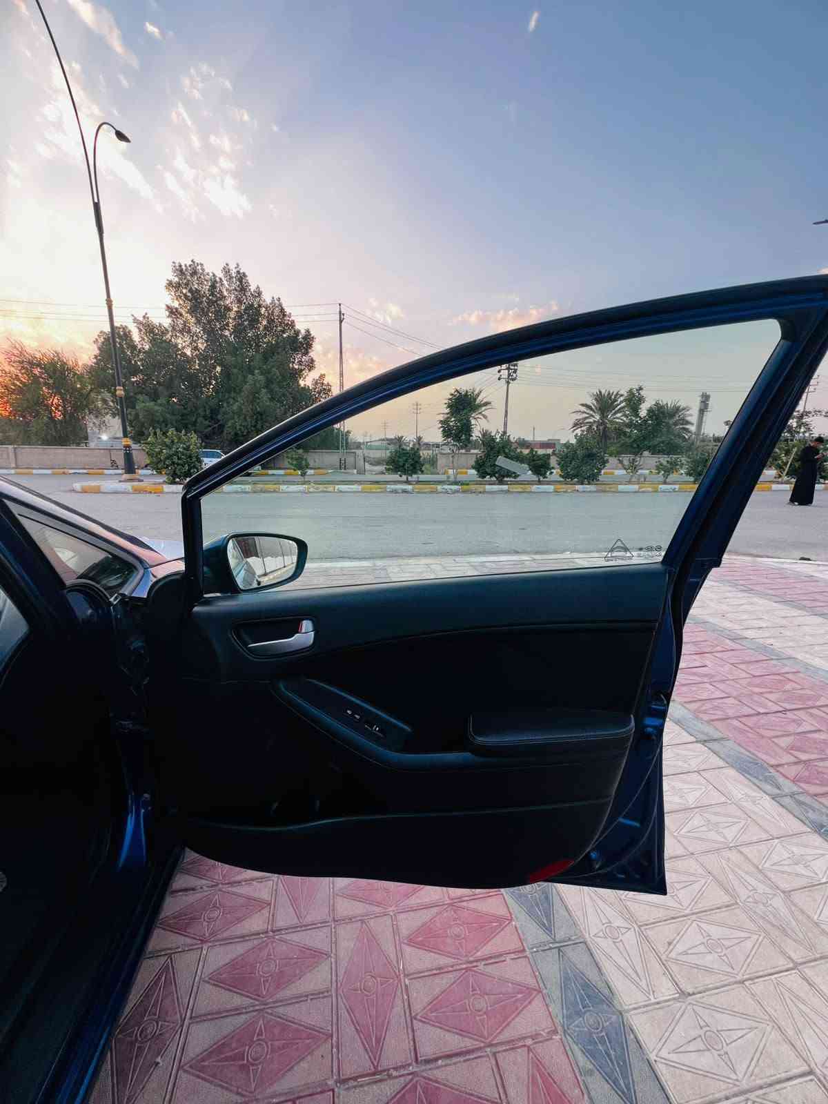 سلام عليكم ملاحظه مكلف ب النشر 
كيا فورتي 2018رقم نجف بسمنه سنويه ورقم الجديد وارد امريكي حدثه بنيد وجاملغ بدون دواخل محرك 2000دوش ويل كب سياره جديده مكاني ذي قار مركز السعر 95وبيه مجال بصيط *********** ناصرية, ذي قار
