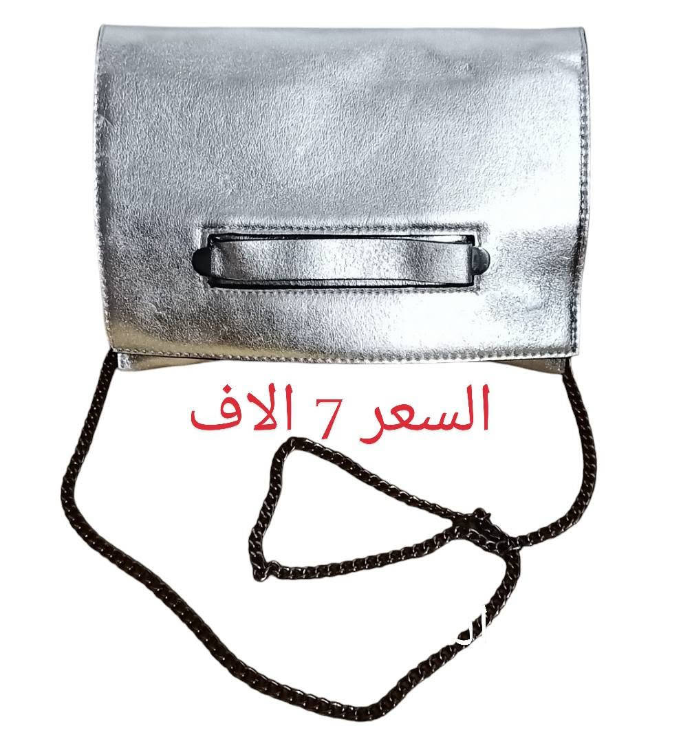 جنط باله اوربي نظيفات واكو جديد ليبل للحجز والاستفسار يرجى مراسله ع الخاص
ويوجد توصيل لكل المحافظات

نص مكتوب في الصور:
- 6 الاف
- 7 الاف
- 6 الاڤ
- شفاف 8 الاف
- السعر 10 الاف
- السعر 7 الاف
- السعر 8 الاف مختومه
- 8 الاف