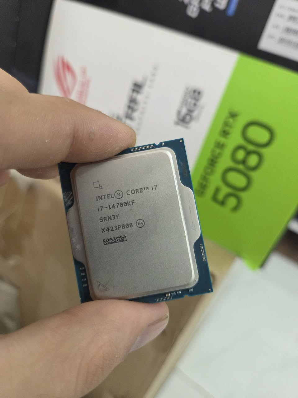 MSI Z790 • i7-14700KF • مستخدم قليل