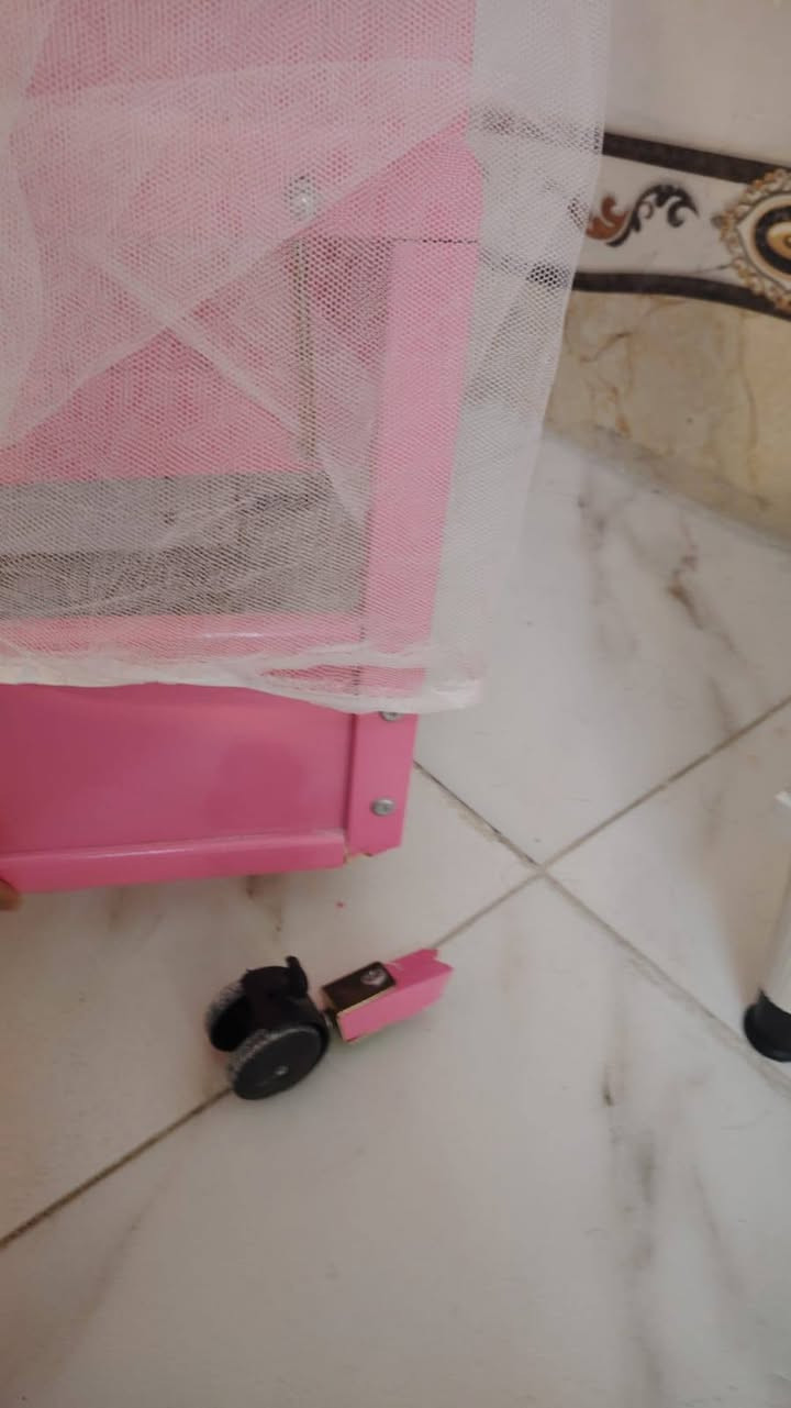 السلام عليكم كاروك للبيع بي رجل مكسور بس رجل وحده سعره 45 وبي مجال استفسار على رقم ***********
