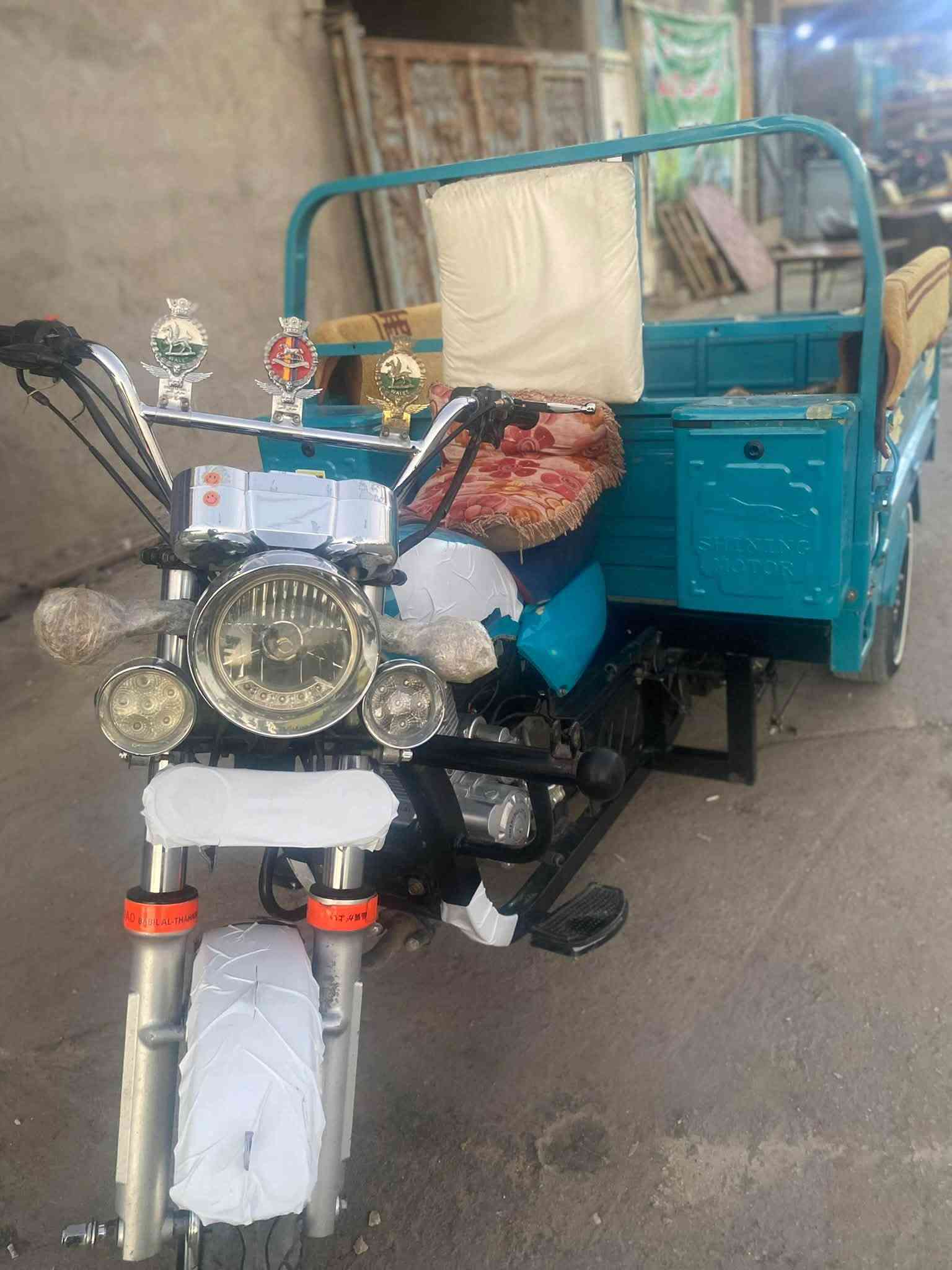 يالله سلام عليكم شباب ستوته مديل 23 طالعه بل 25بشهر الواحد ستوته خير من الله جيب فيتر وياك وتعال فحص لون سمائي مكفوله برغي مامفتوح بيه مكاني كربلاء كنطره السلام سعره 2600مليونين وستميه وبيه مجال شي قليل ***********
